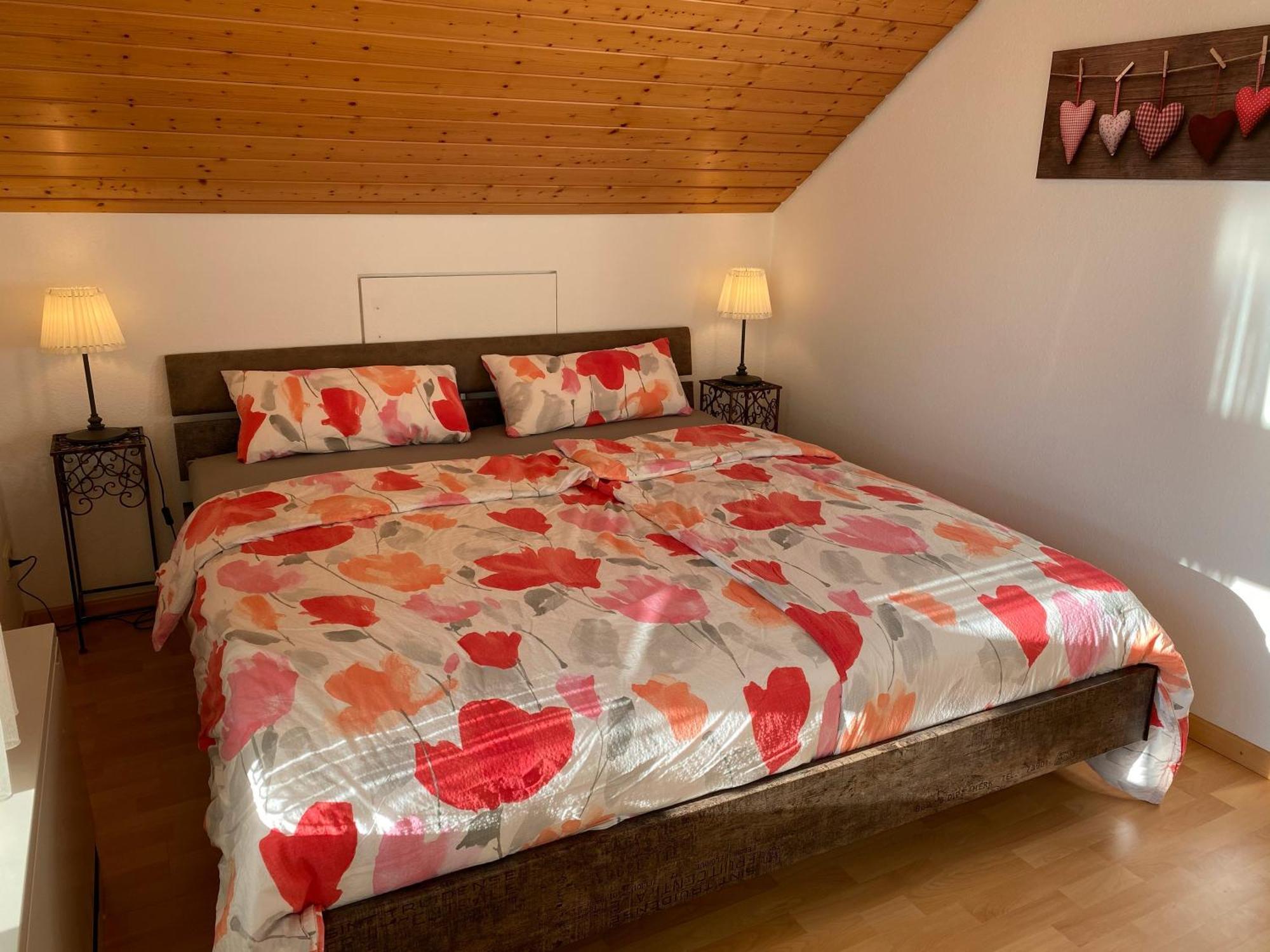 Haus Am Sonnenhuegel Apartman Bad Urach Kültér fotó