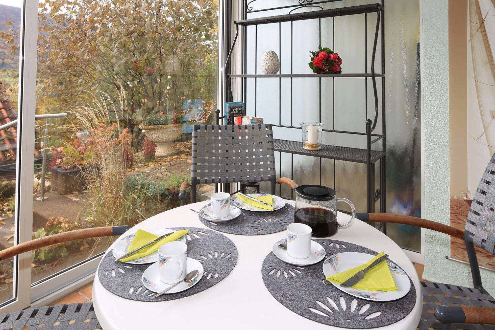 Haus Am Sonnenhuegel Apartman Bad Urach Kültér fotó