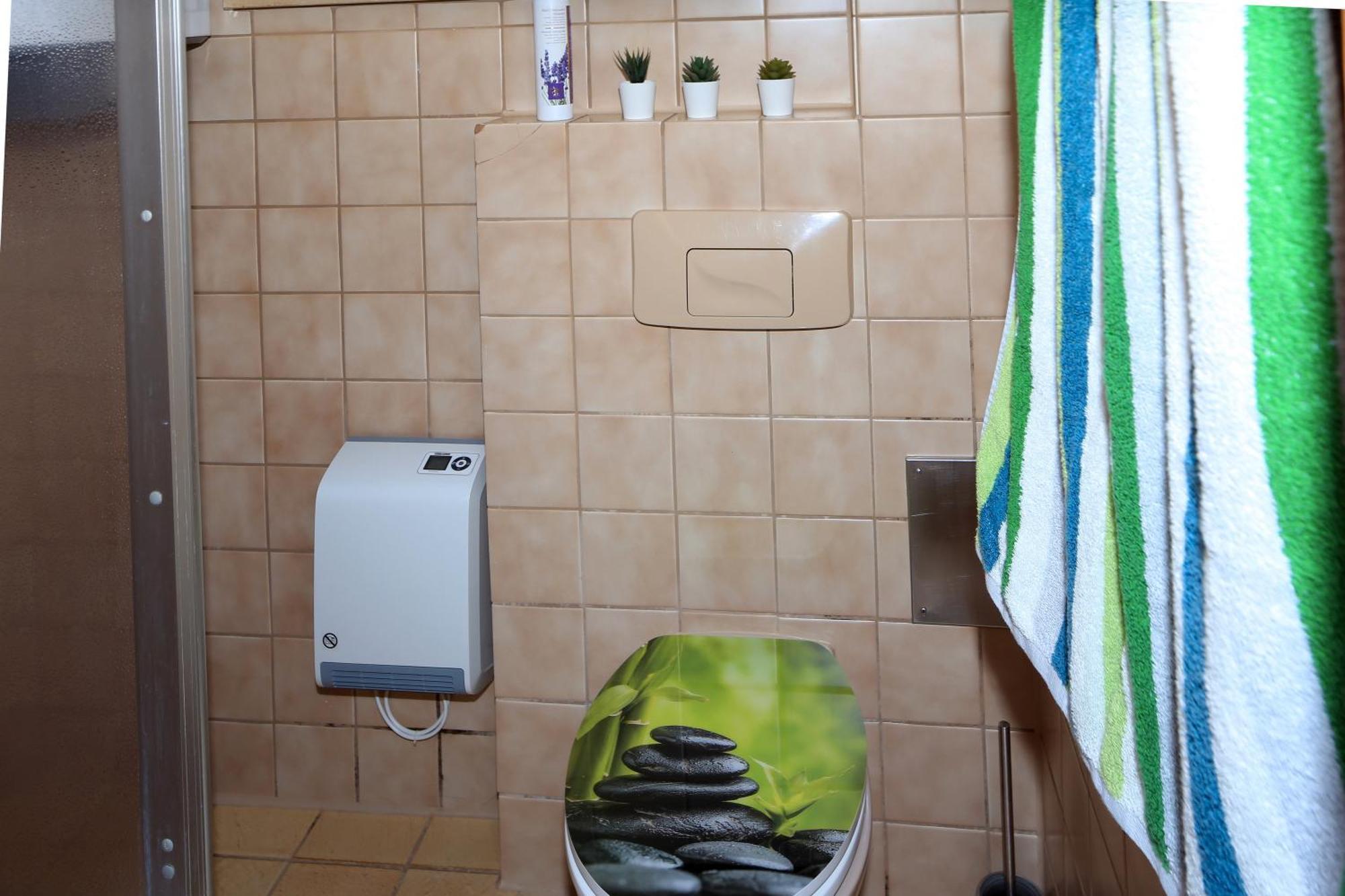 Haus Am Sonnenhuegel Apartman Bad Urach Kültér fotó