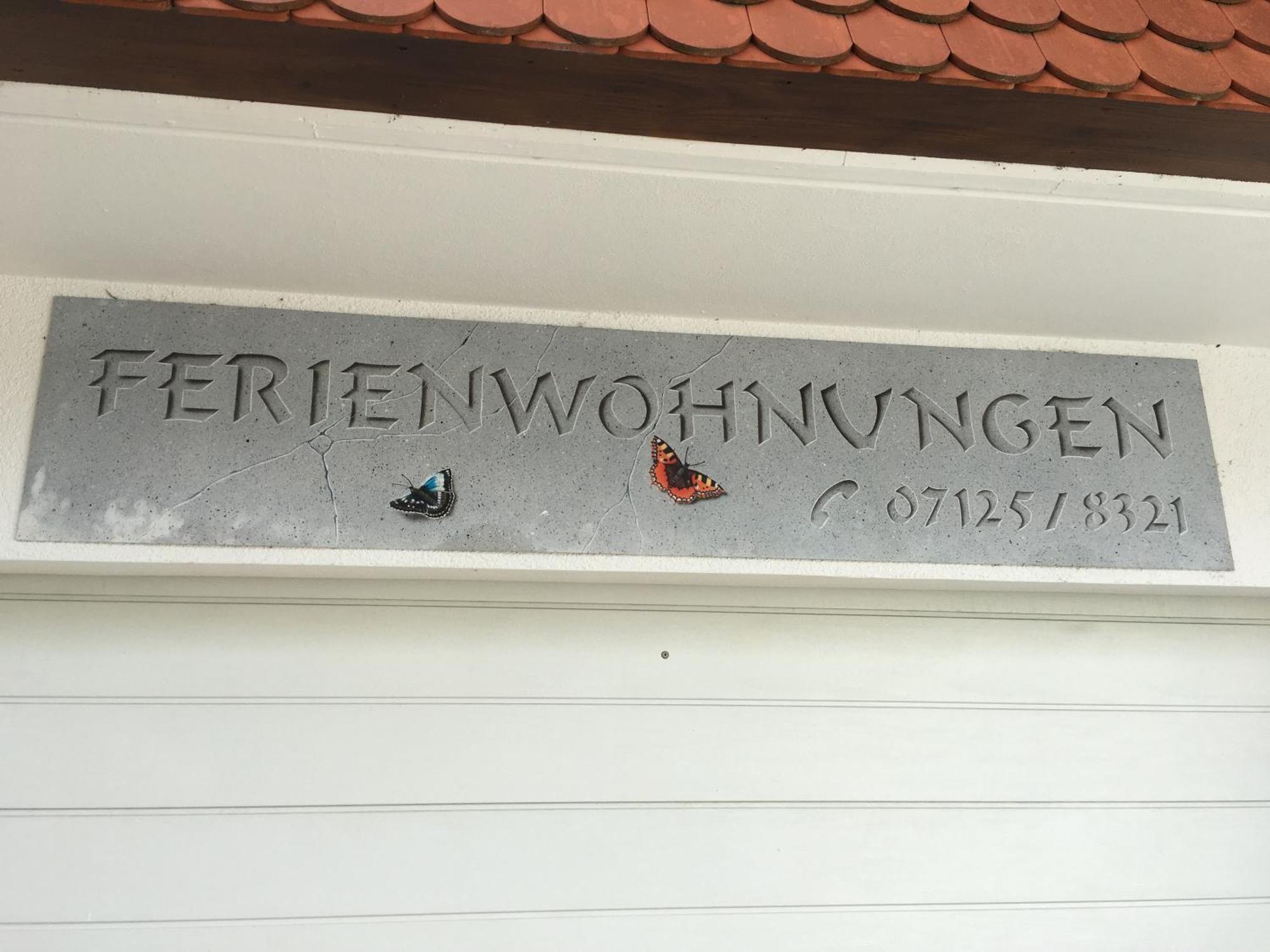 Haus Am Sonnenhuegel Apartman Bad Urach Kültér fotó