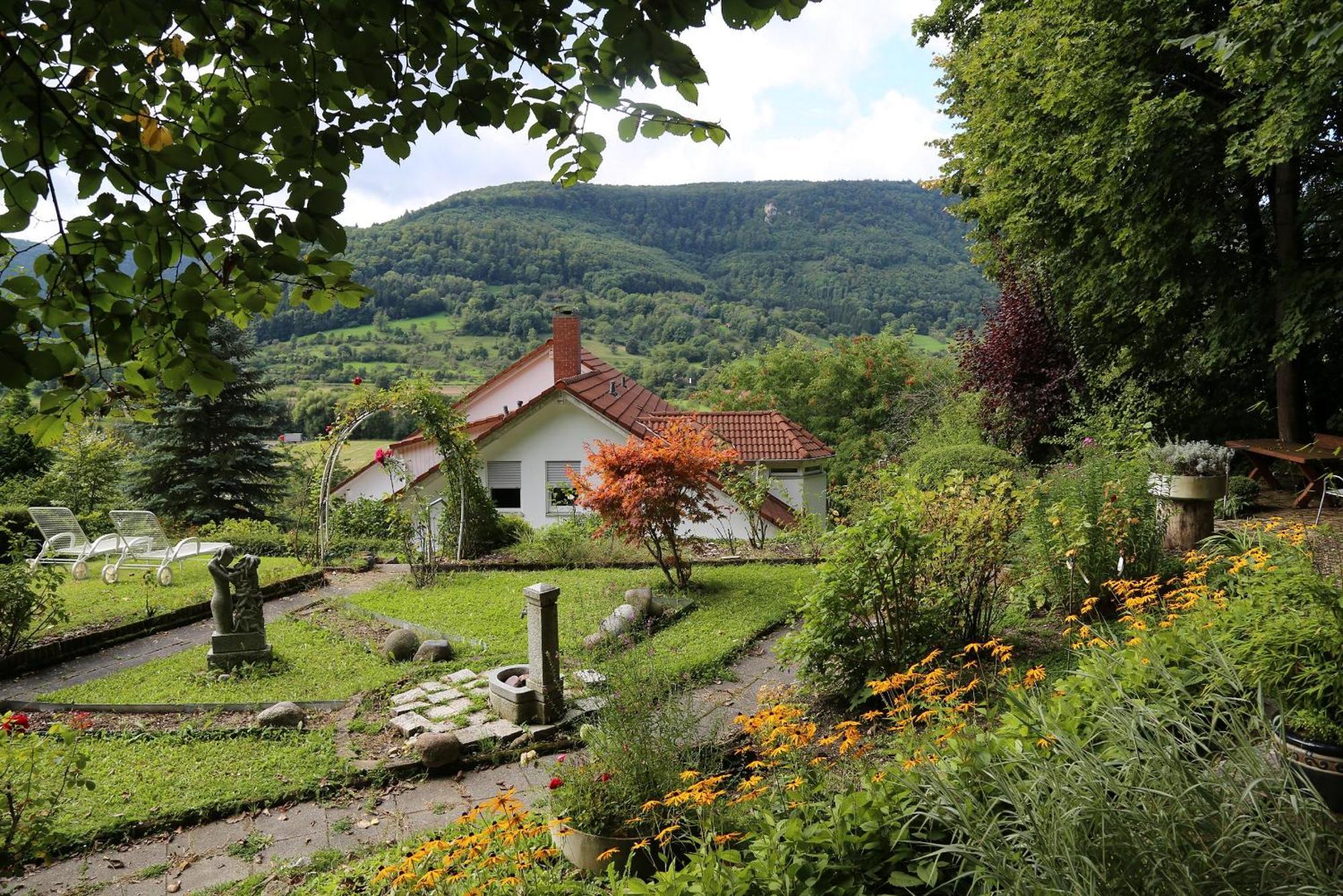 Haus Am Sonnenhuegel Apartman Bad Urach Kültér fotó